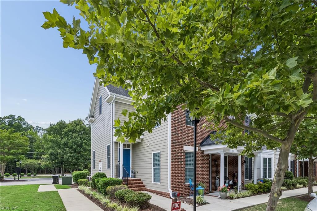 105 Ellery Street Yorktown VA 23692
