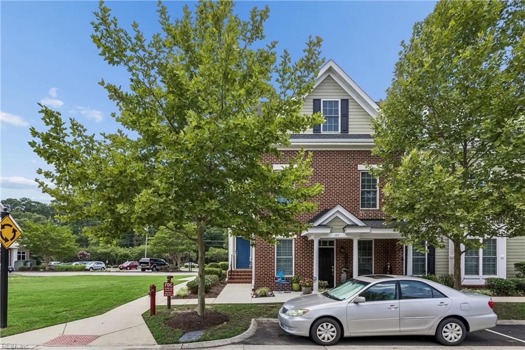 105 Ellery Street Yorktown VA 23692