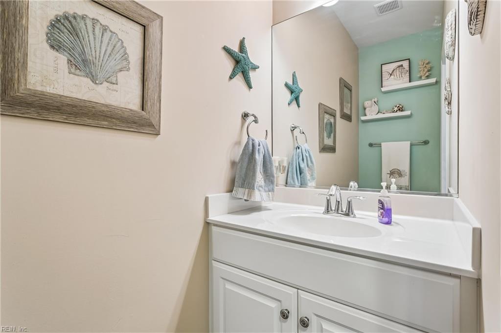 105 Ellery Street Yorktown VA 23692