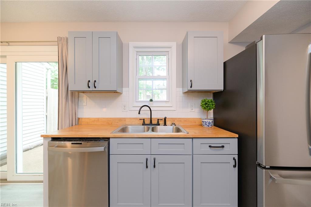49 Oneonta Drive Newport News VA 23602