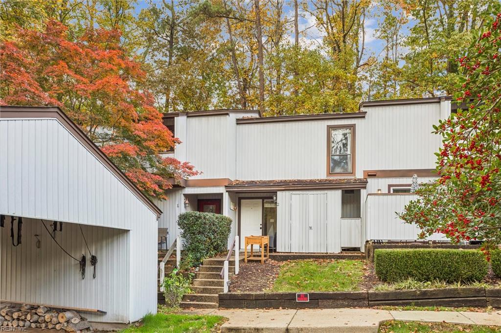 2 Spring Williamsburg VA 23188