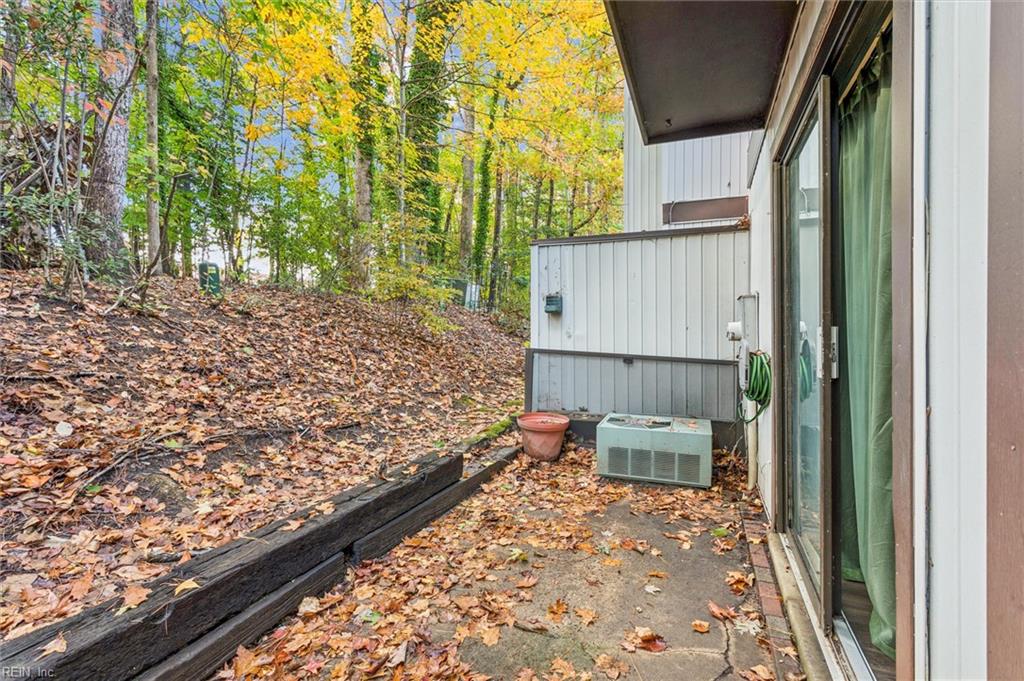 2 Spring Williamsburg VA 23188