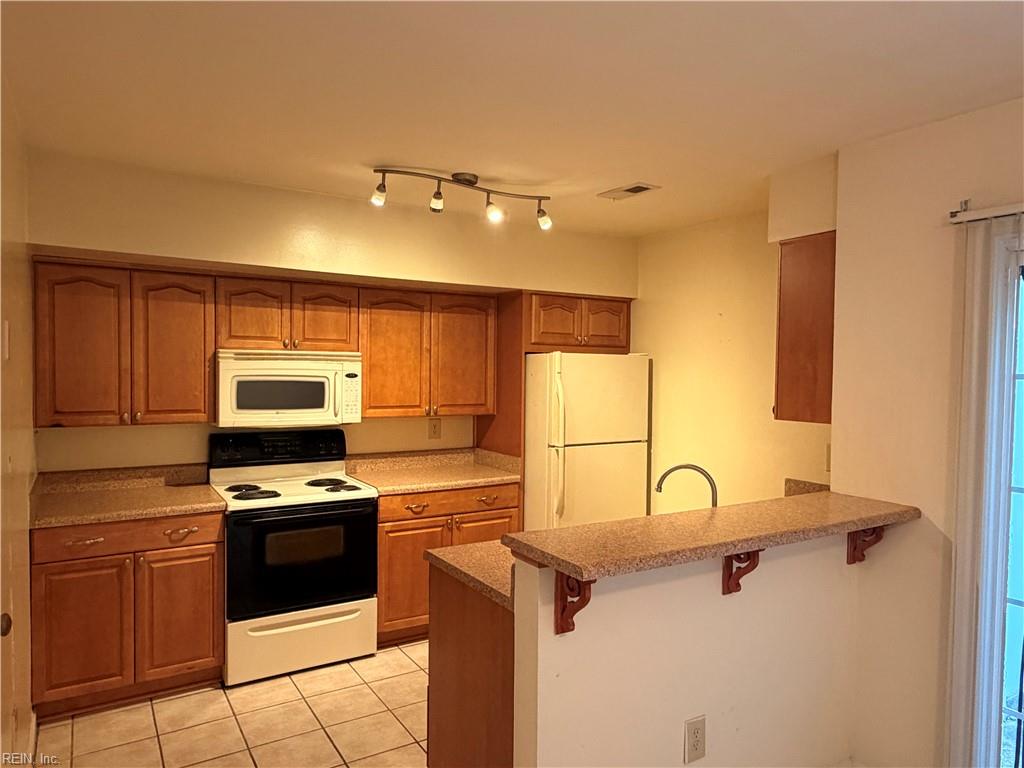 110 Heather Way Yorktown VA 23693