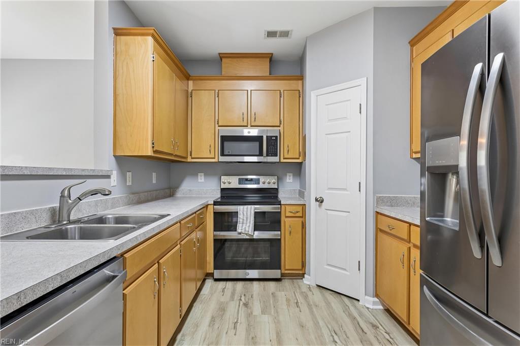 1933 Algonquin Trail Williamsburg VA 23185