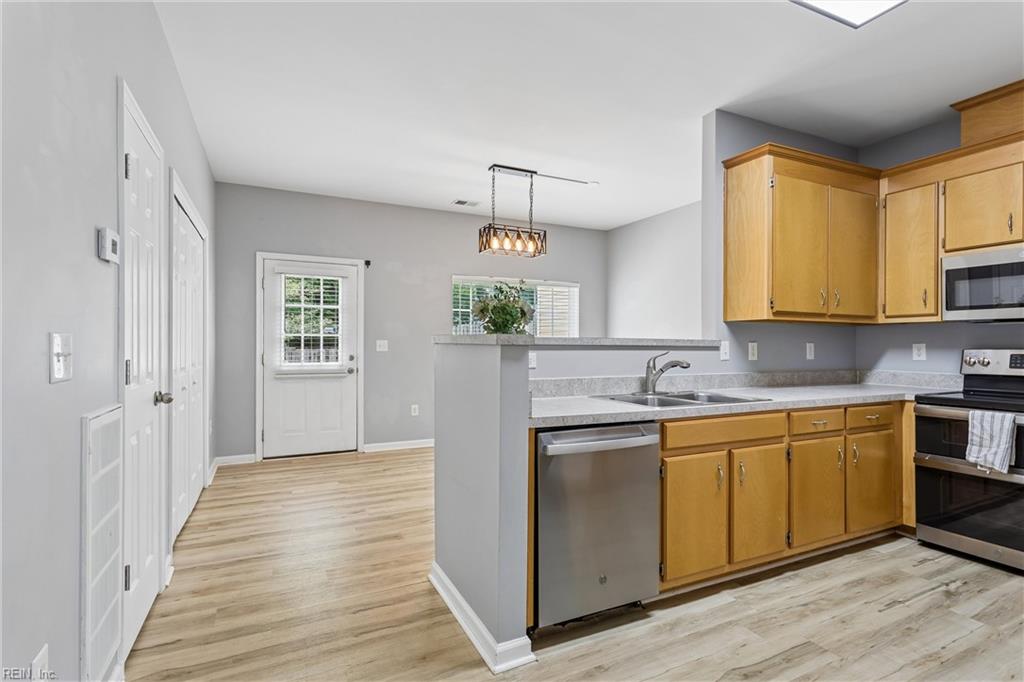 1933 Algonquin Trail Williamsburg VA 23185