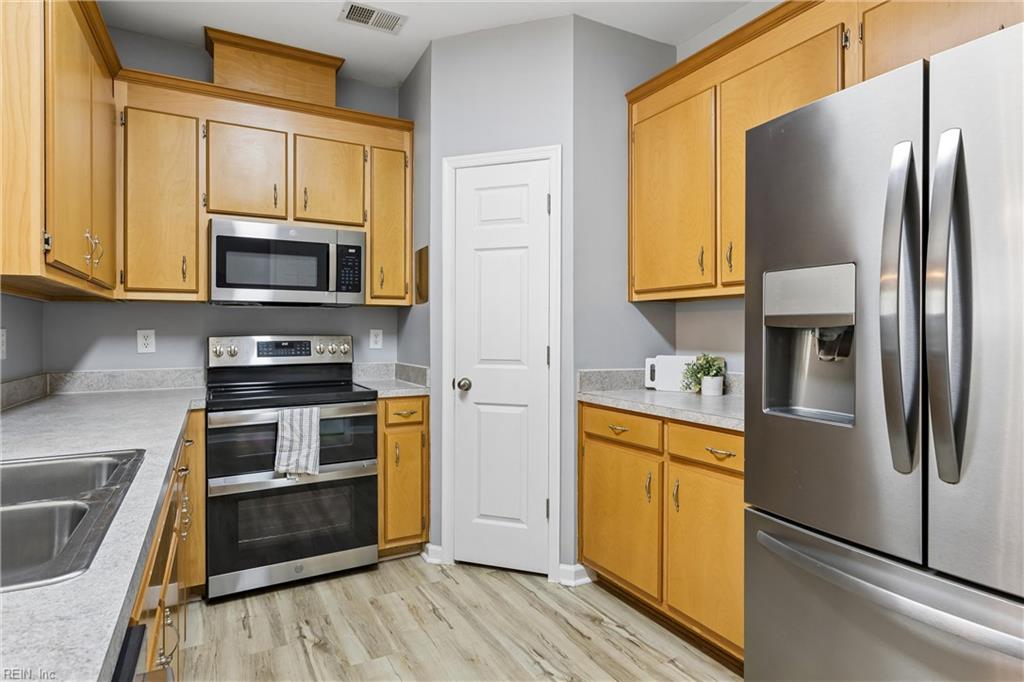 1933 Algonquin Trail Williamsburg VA 23185