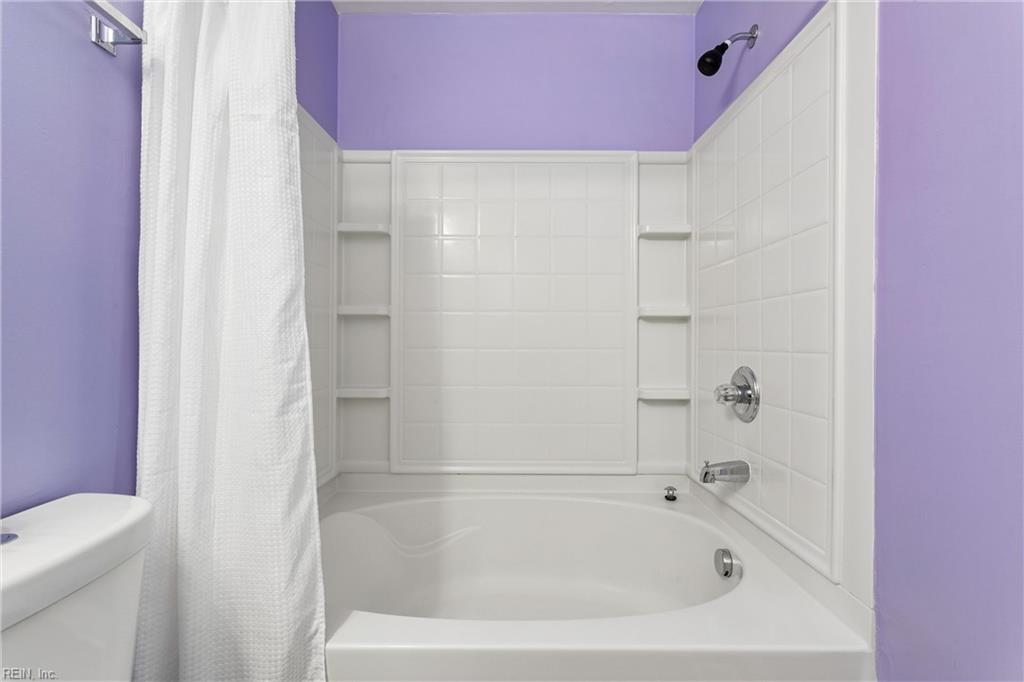 1933 Algonquin Trail Williamsburg VA 23185