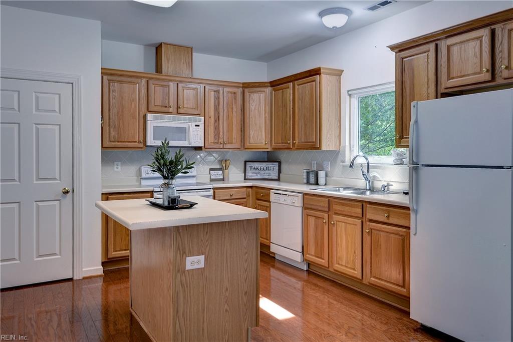 7301 Hatton Cross Williamsburg VA 23188