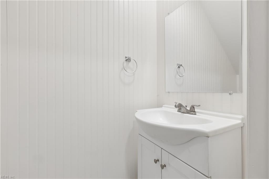 399 Deputy Lane Newport News VA 23608