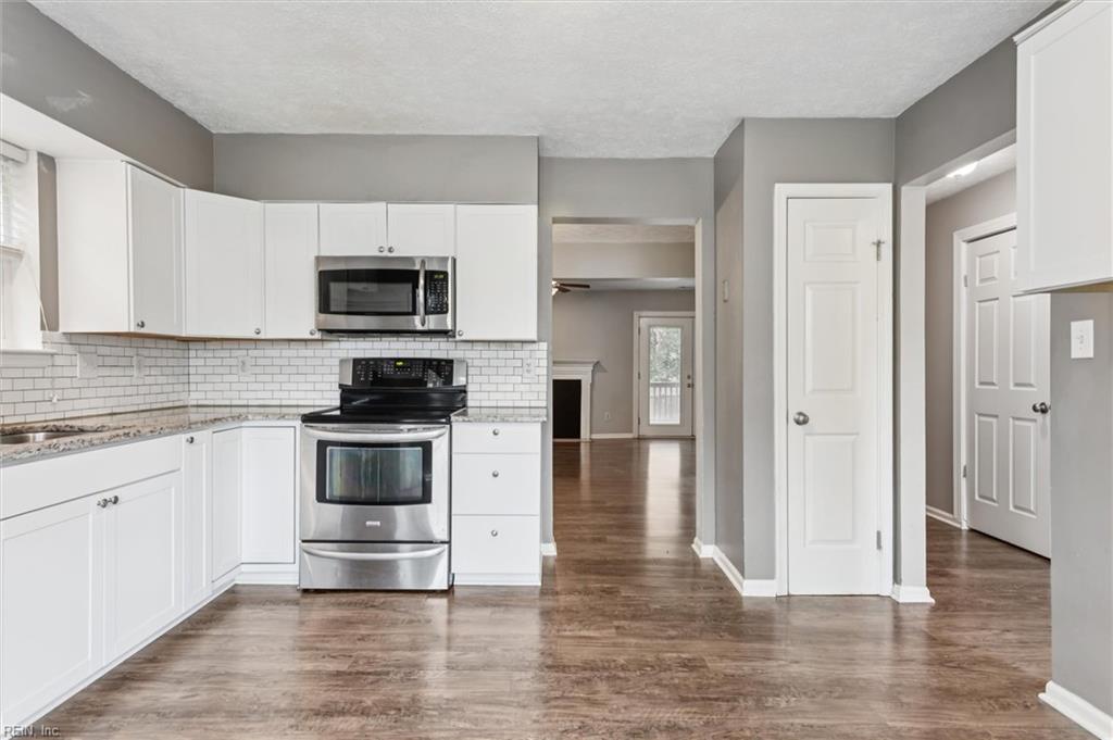 1704 Skiffes Creek Circle Williamsburg VA 23185