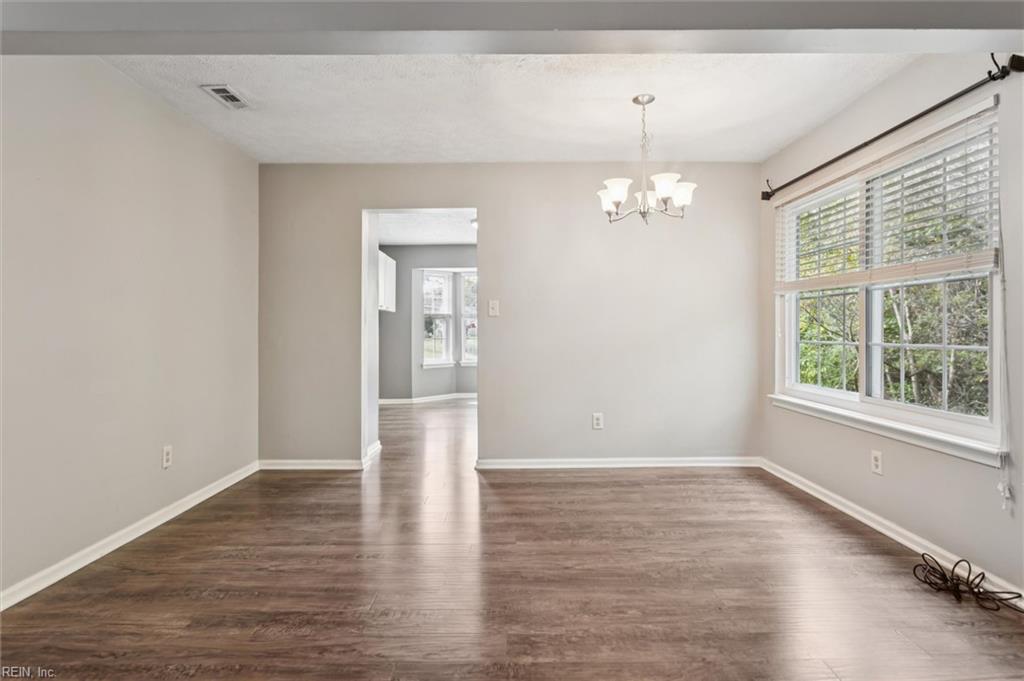 1704 Skiffes Creek Circle Williamsburg VA 23185