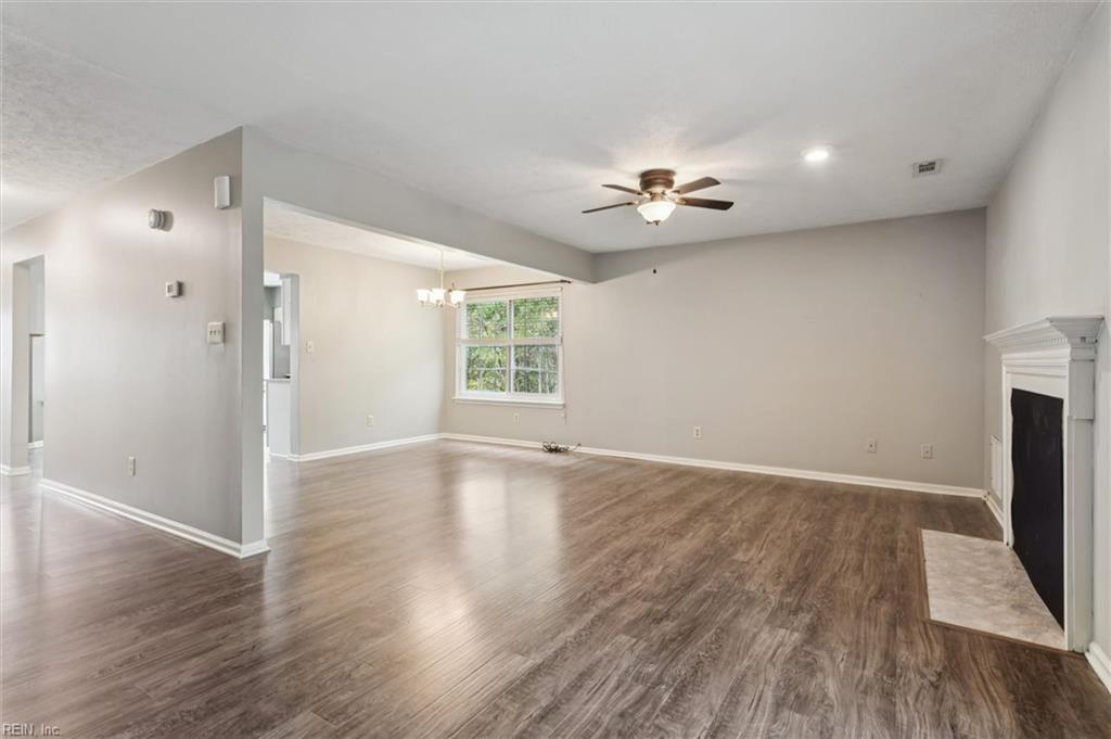 1704 Skiffes Creek Circle Williamsburg VA 23185