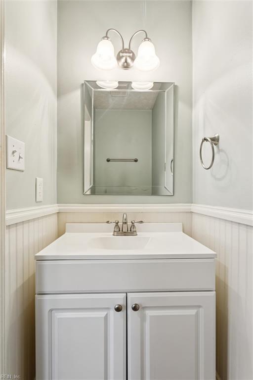 1704 Skiffes Creek Circle Williamsburg VA 23185