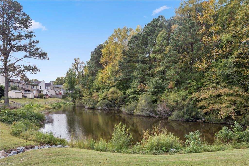 1704 Skiffes Creek Circle Williamsburg VA 23185