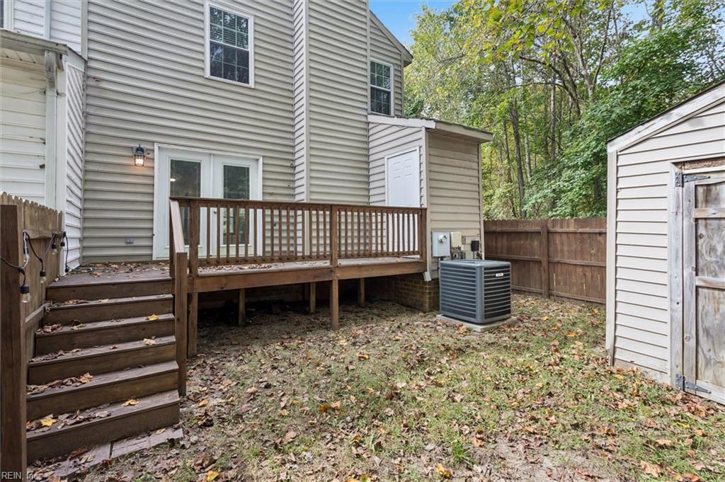 1704 Skiffes Creek Circle Williamsburg VA 23185