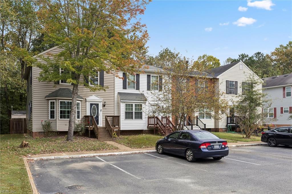 1704 Skiffes Creek Circle Williamsburg VA 23185