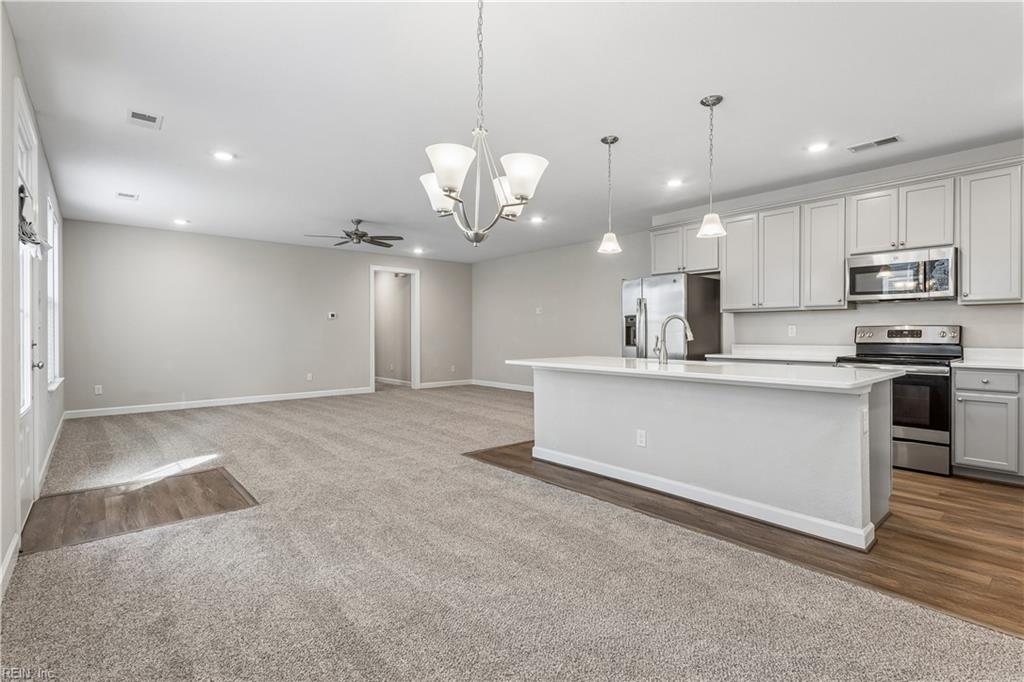 117 Mainsail Loop Yorktown VA 23693