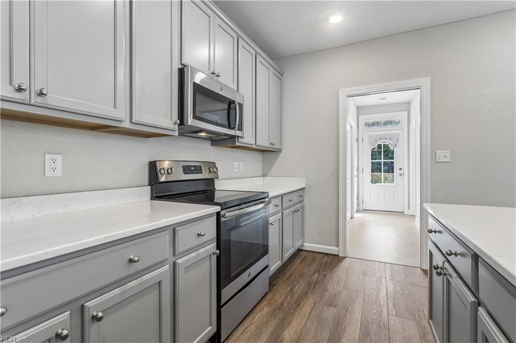 117 Mainsail Loop Yorktown VA 23693