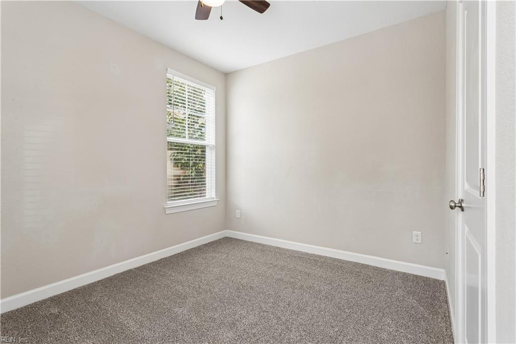 117 Mainsail Loop Yorktown VA 23693