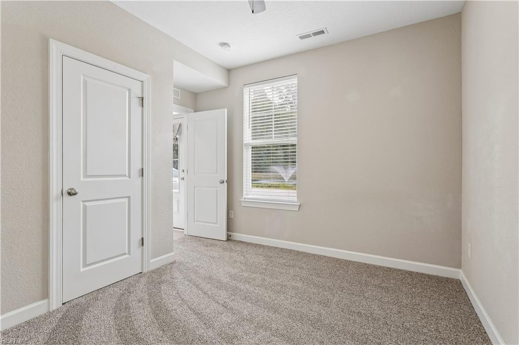 117 Mainsail Loop Yorktown VA 23693
