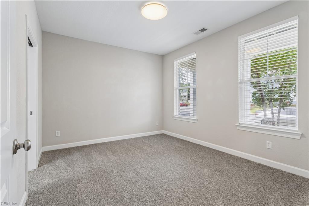 117 Mainsail Loop Yorktown VA 23693