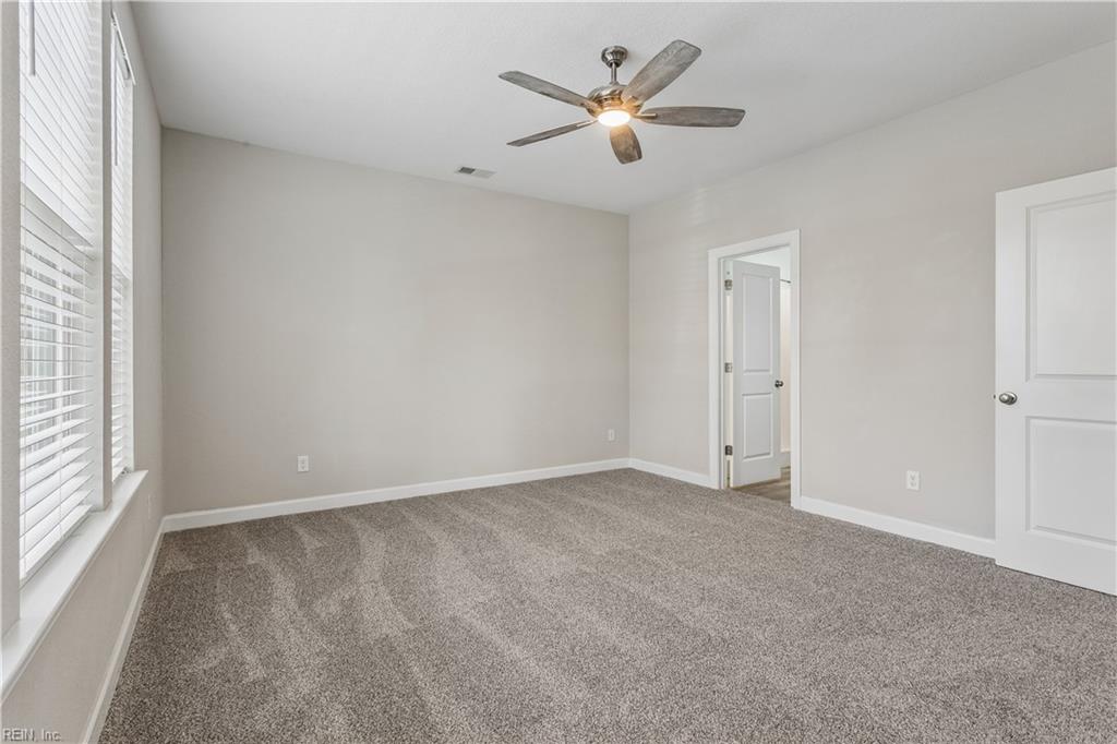 117 Mainsail Loop Yorktown VA 23693