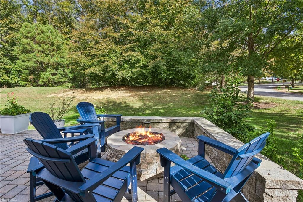 4300 Sprucemont Williamsburg VA 23188