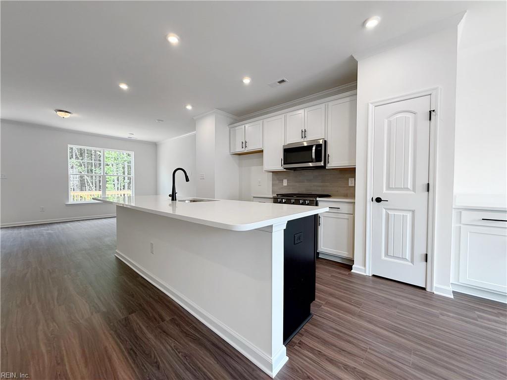 2012 Stanford Lane Newport News VA 23608