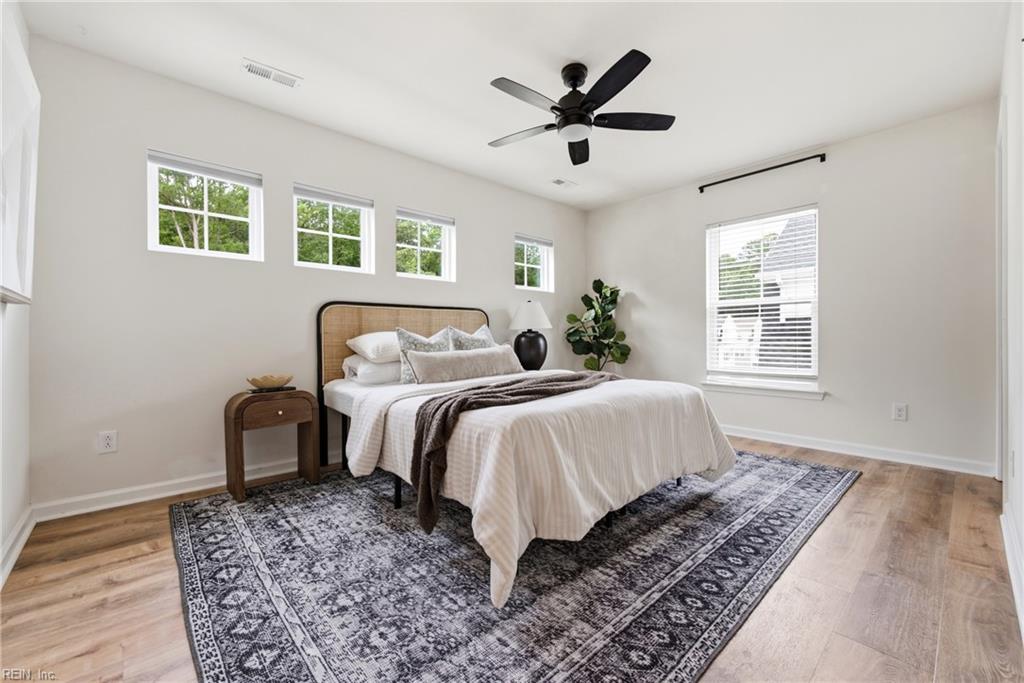 137 Mizzen Quarter Loop Yorktown VA 23693