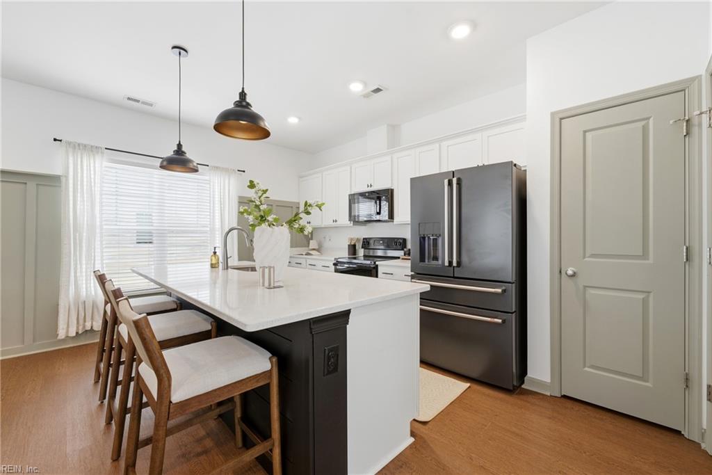 137 Mizzen Quarter Loop Yorktown VA 23693