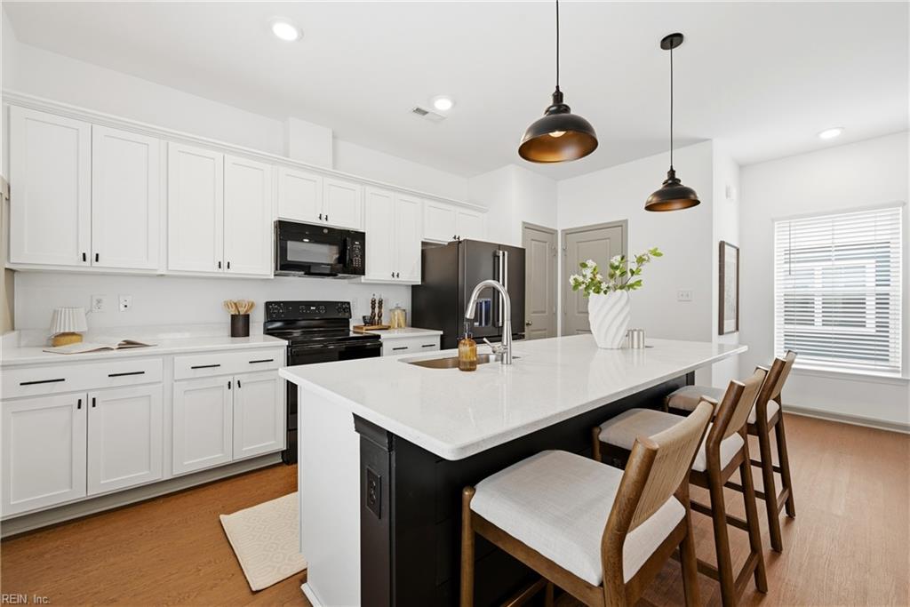 137 Mizzen Quarter Loop Yorktown VA 23693