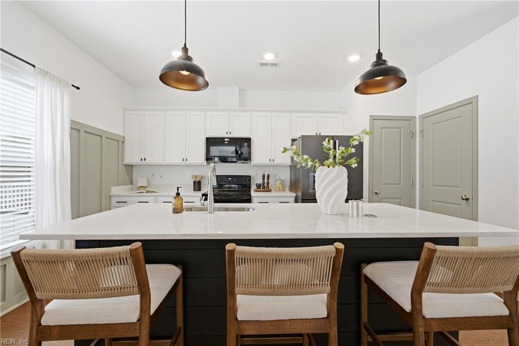 137 Mizzen Quarter Loop Yorktown VA 23693