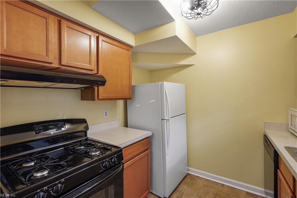 12898 Daybreak Circle Newport News VA 23602