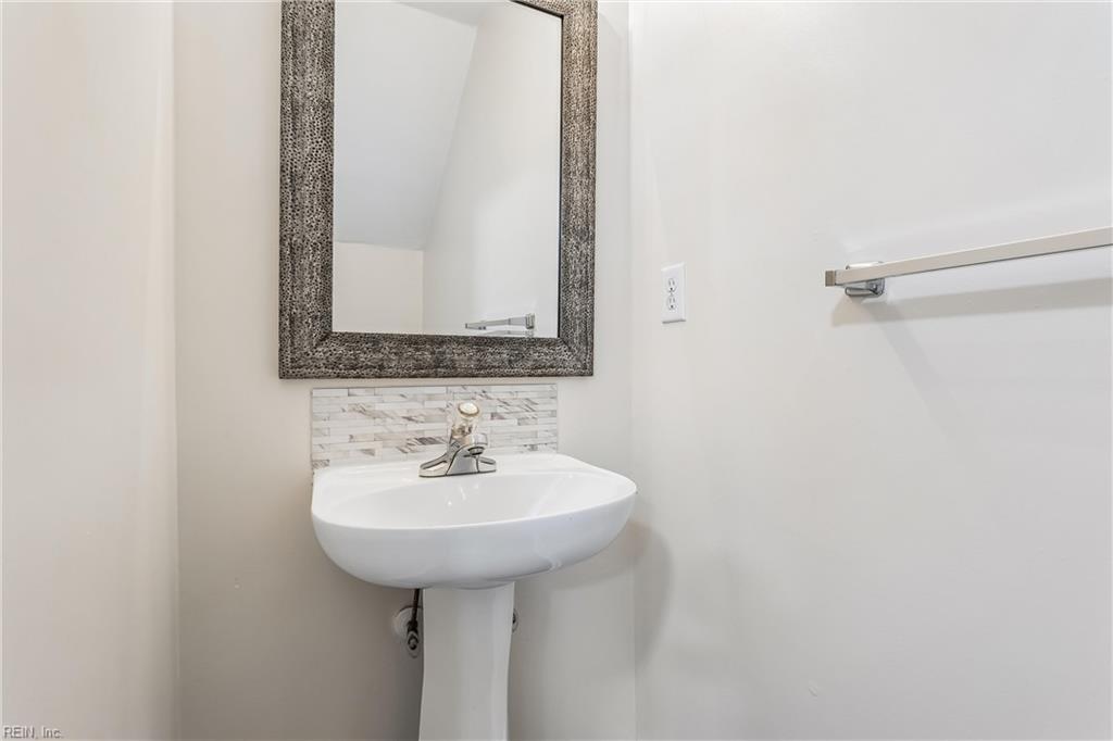 113 Buttonwood Lane Yorktown VA 23693