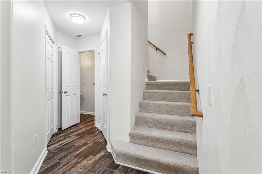 113 Buttonwood Lane Yorktown VA 23693