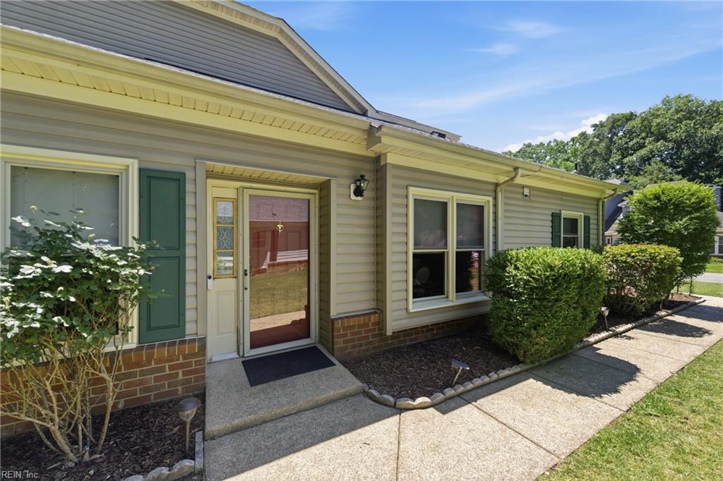 141 Barn Swallow Ridge Yorktown VA 23692