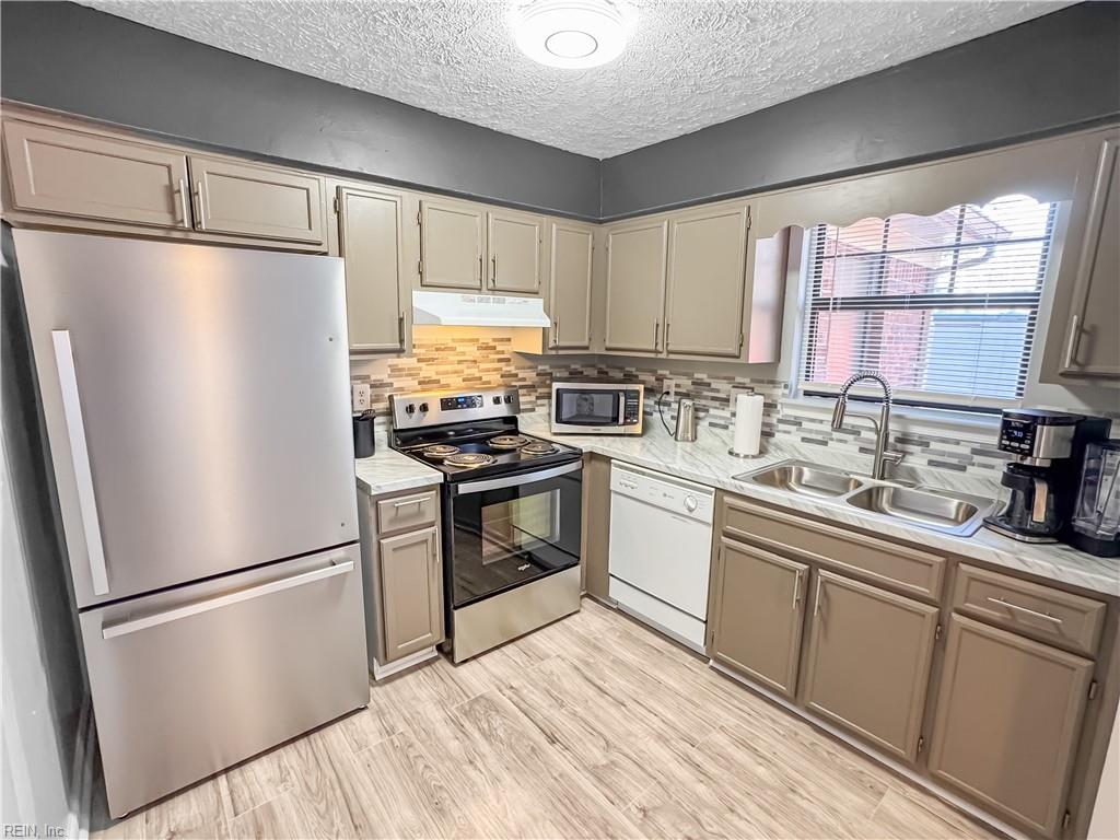 363 Deputy Lane Newport News VA 23608