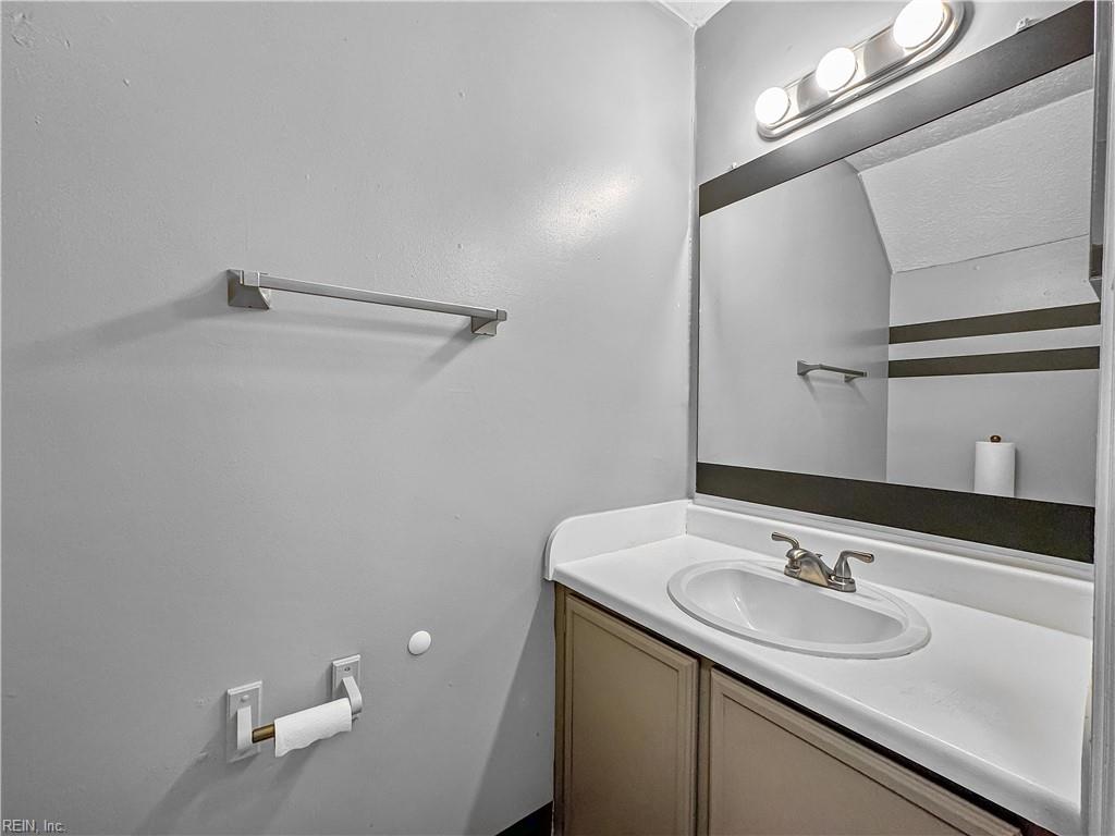 363 Deputy Lane Newport News VA 23608