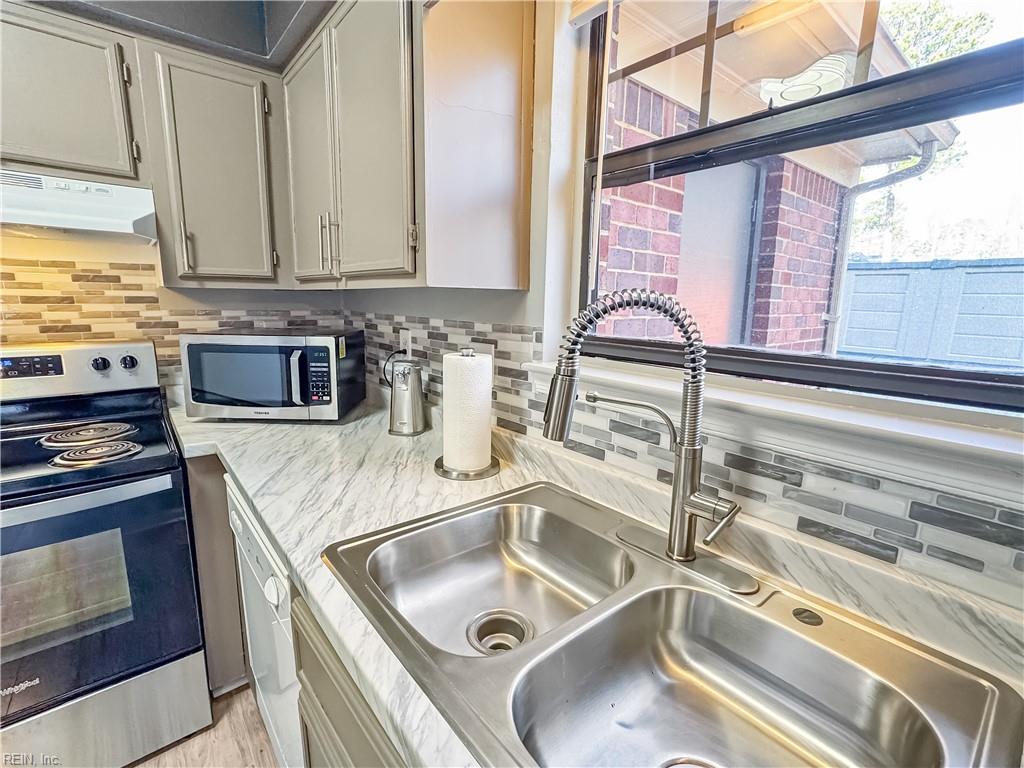 363 Deputy Lane Newport News VA 23608