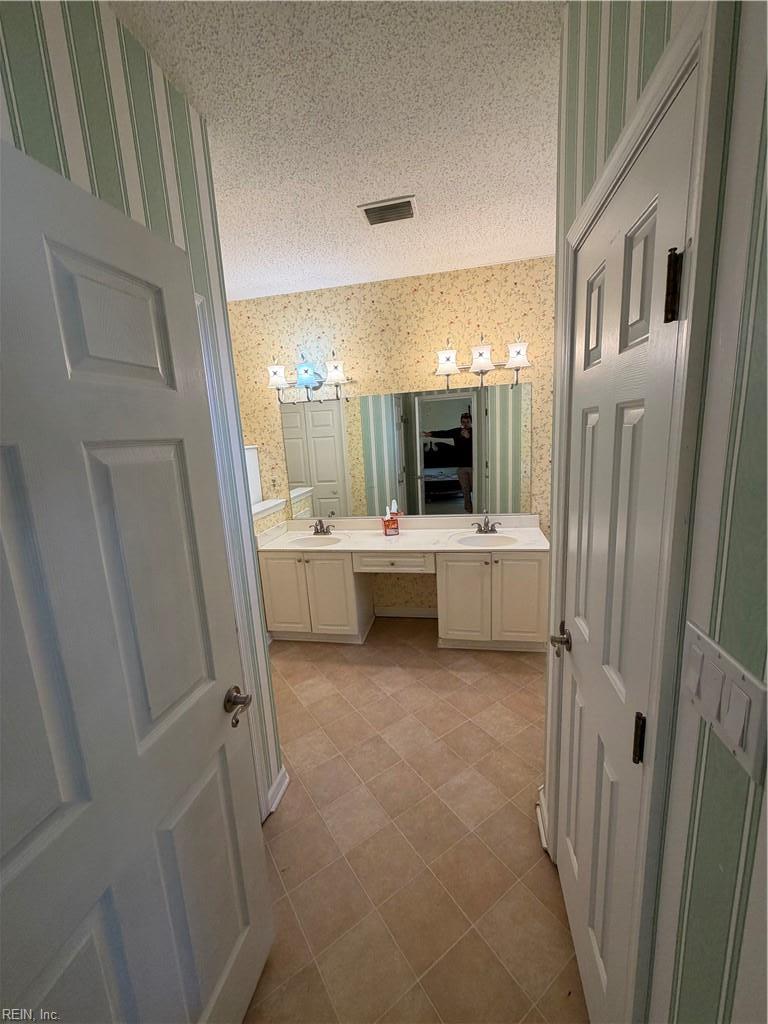 905 Lakecrest Court Newport News VA 23602