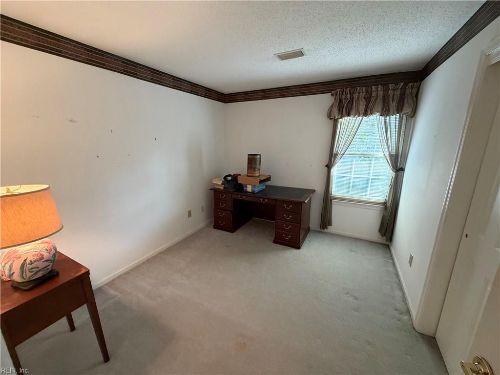 905 Lakecrest Court Newport News VA 23602