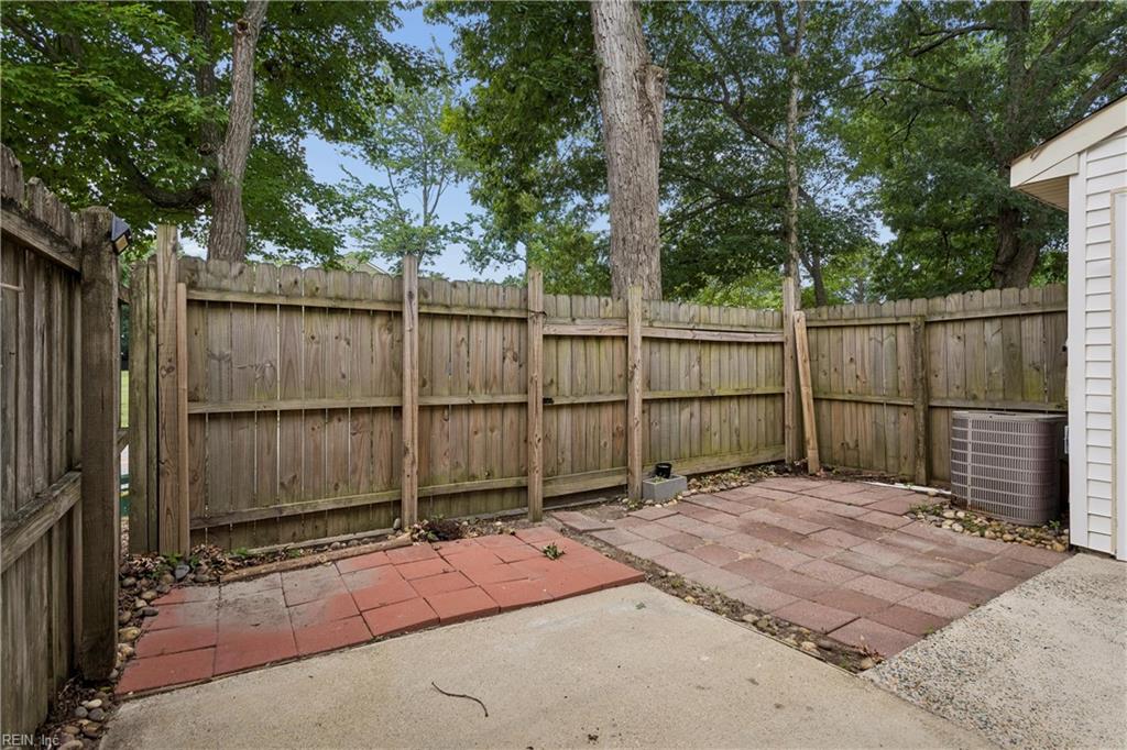 114 Solebay Street Yorktown VA 23692