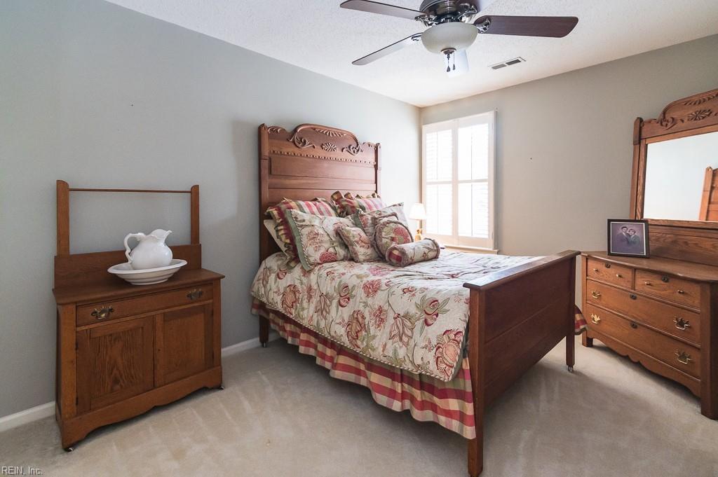 122 Spoon Court Yorktown VA 23693