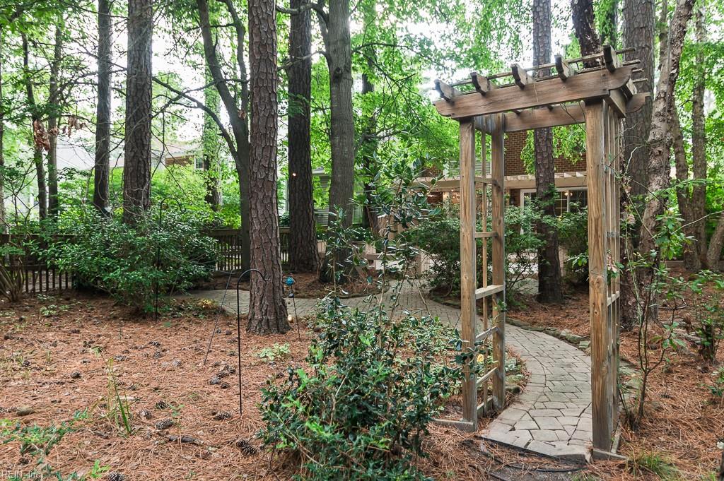 122 Spoon Court Yorktown VA 23693