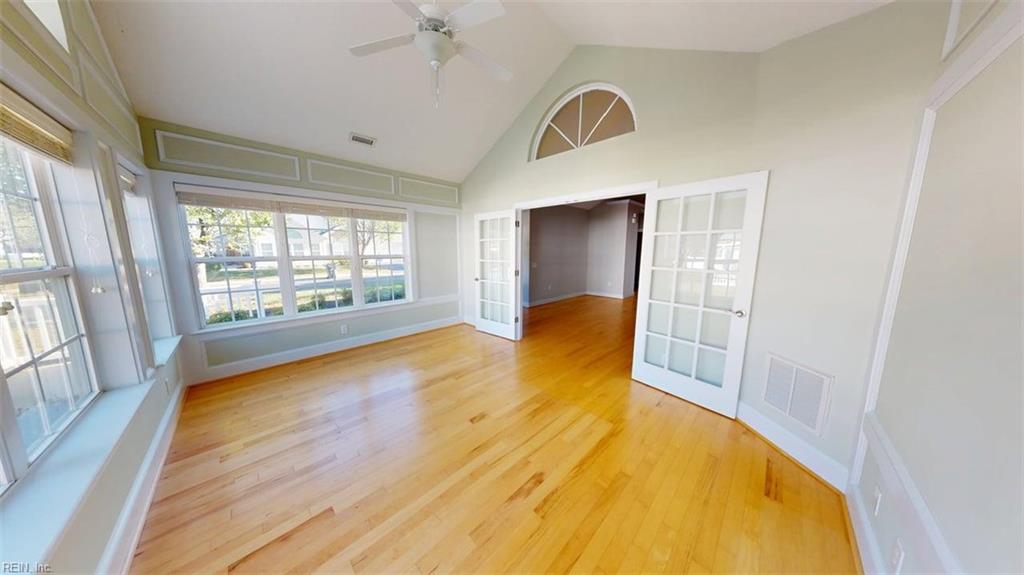 126 Garman Loop Yorktown VA 23690