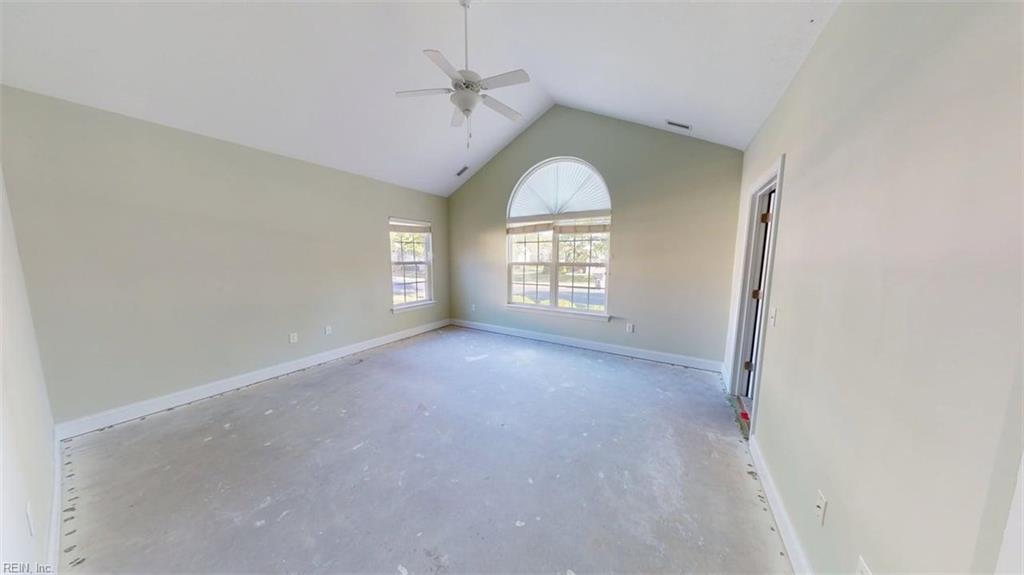 126 Garman Loop Yorktown VA 23690