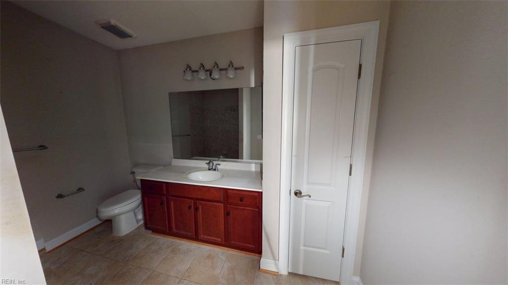 126 Garman Loop Yorktown VA 23690