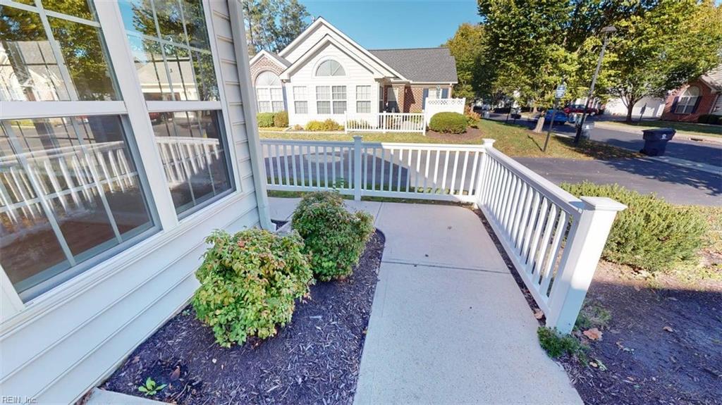 126 Garman Loop Yorktown VA 23690