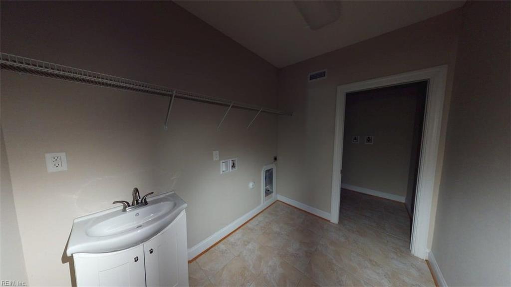126 Garman Loop Yorktown VA 23690