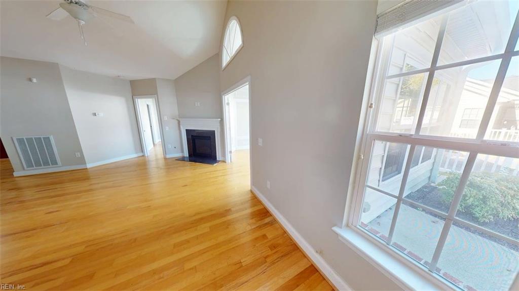 126 Garman Loop Yorktown VA 23690